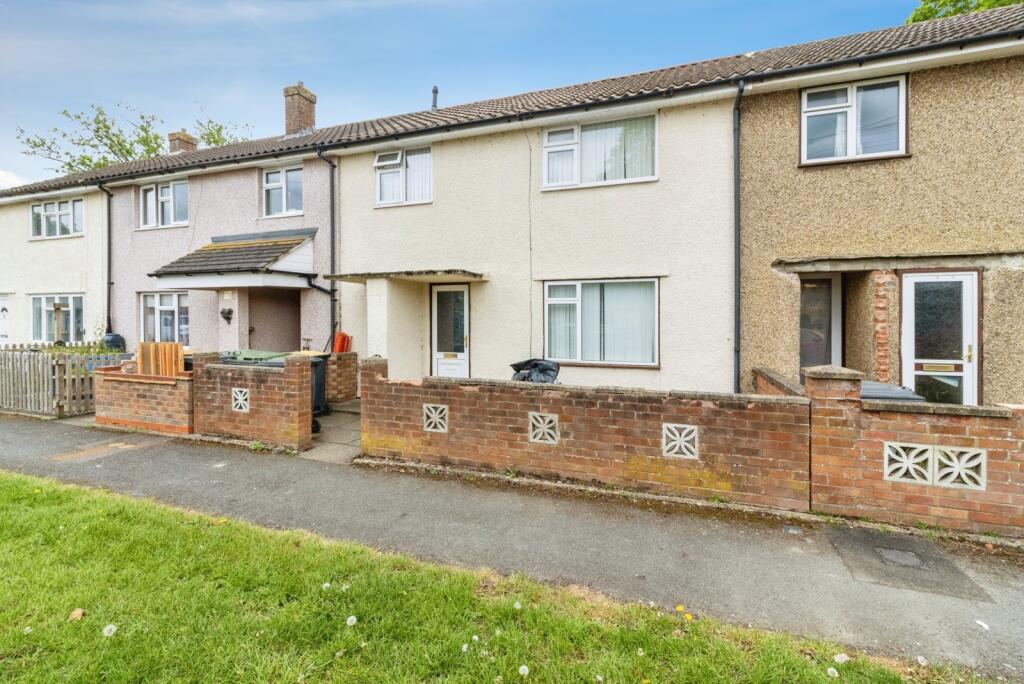Main image of property: Windmill Close, BEDFORD, Bedfordshire, MK41