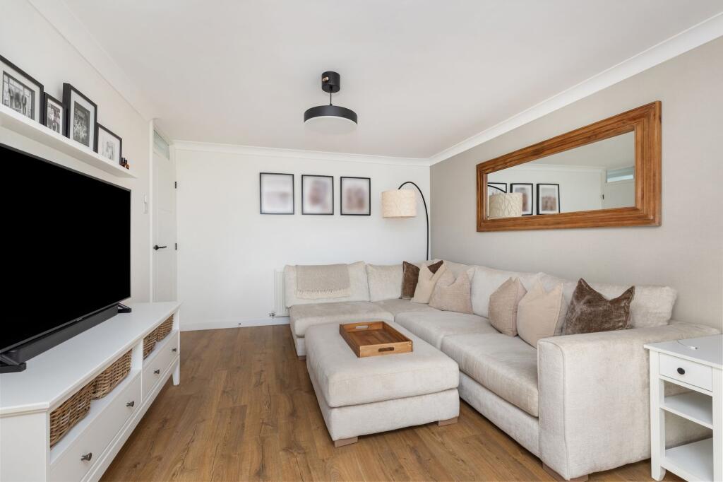 House in Portsmouth - View 4