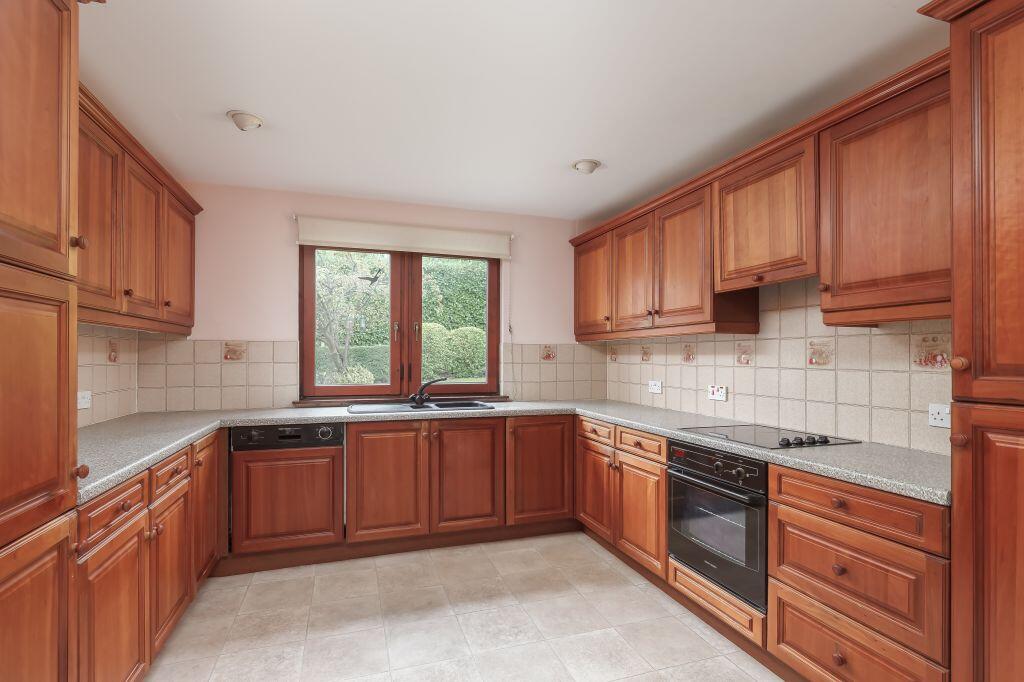 House in Edinburgh, Torphin, Colinton - More