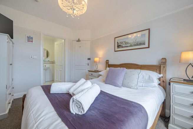 Letting Bedroom 7