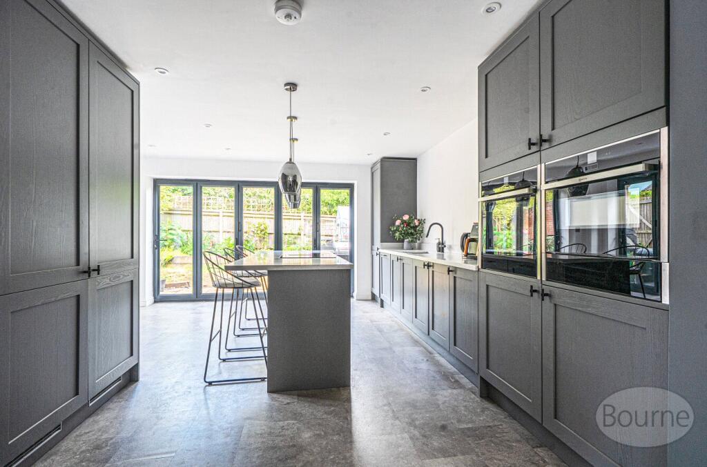 House in East Hampshire, Petersfield - View 3