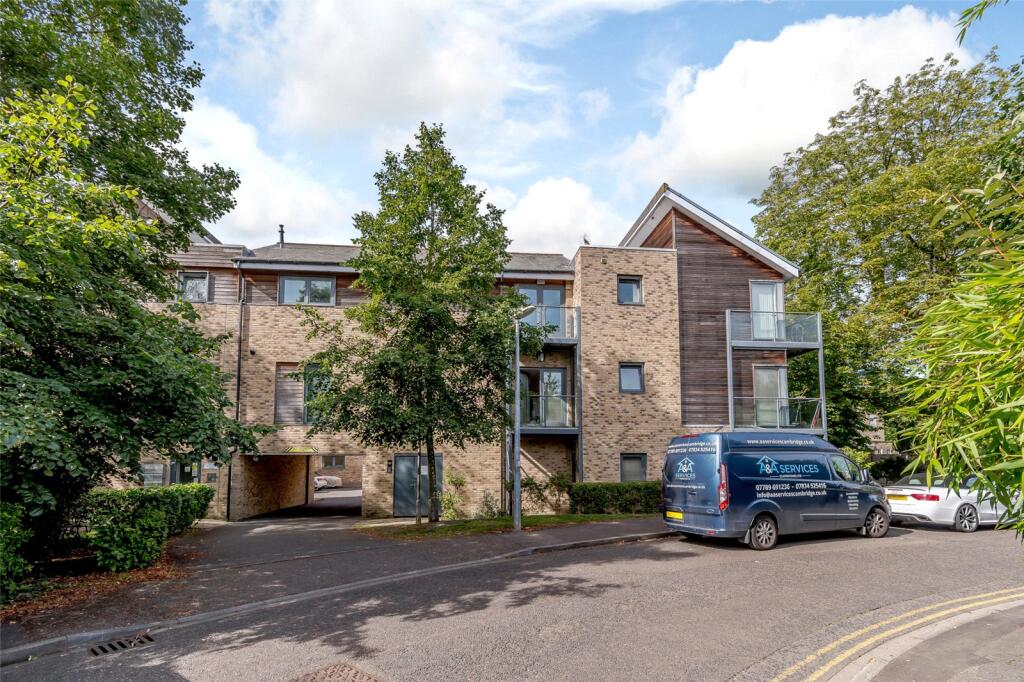 Main image of property: Lynfield Court, Cambridge, Cambridgeshire, CB4