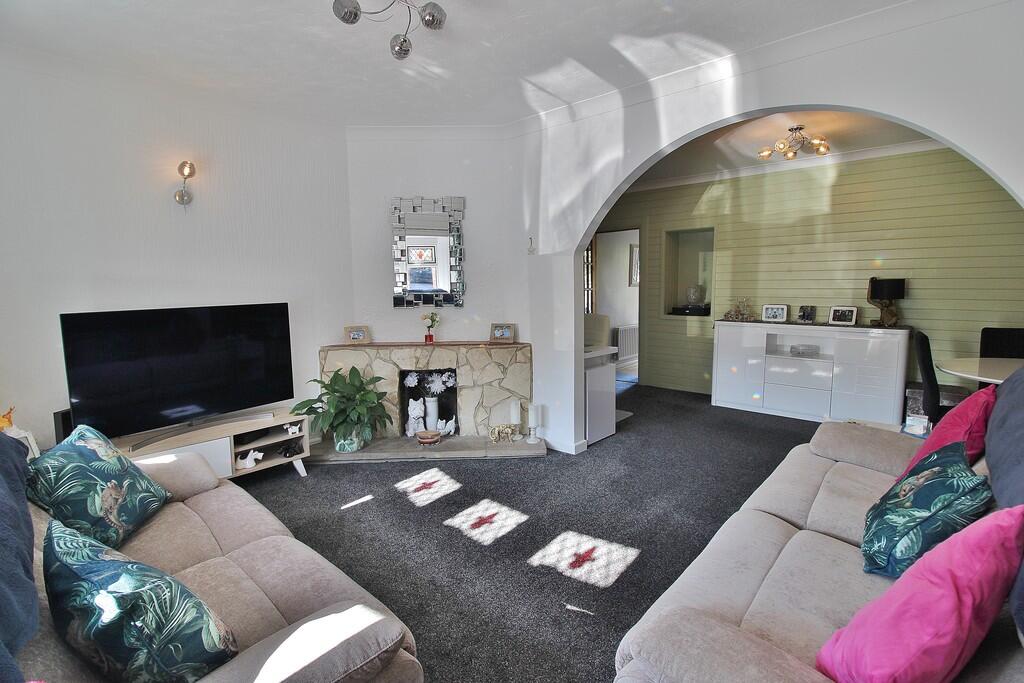 House in Havant, Hampshire - View 2