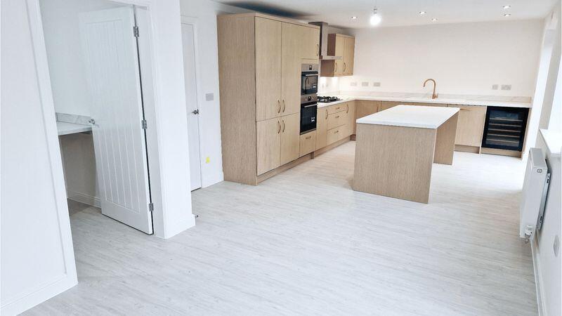 Plot 33 The Everingham, Stable View, Perkins Lane, Calverton, NG14 6SS photo 5