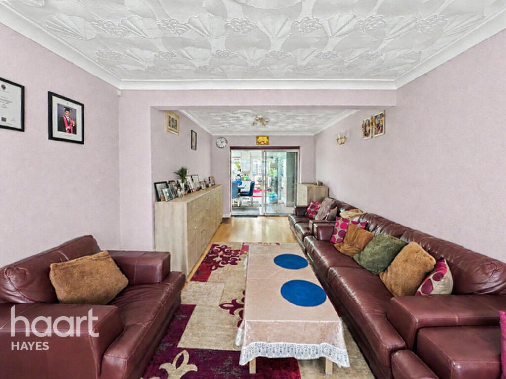 House in Southall - View 3