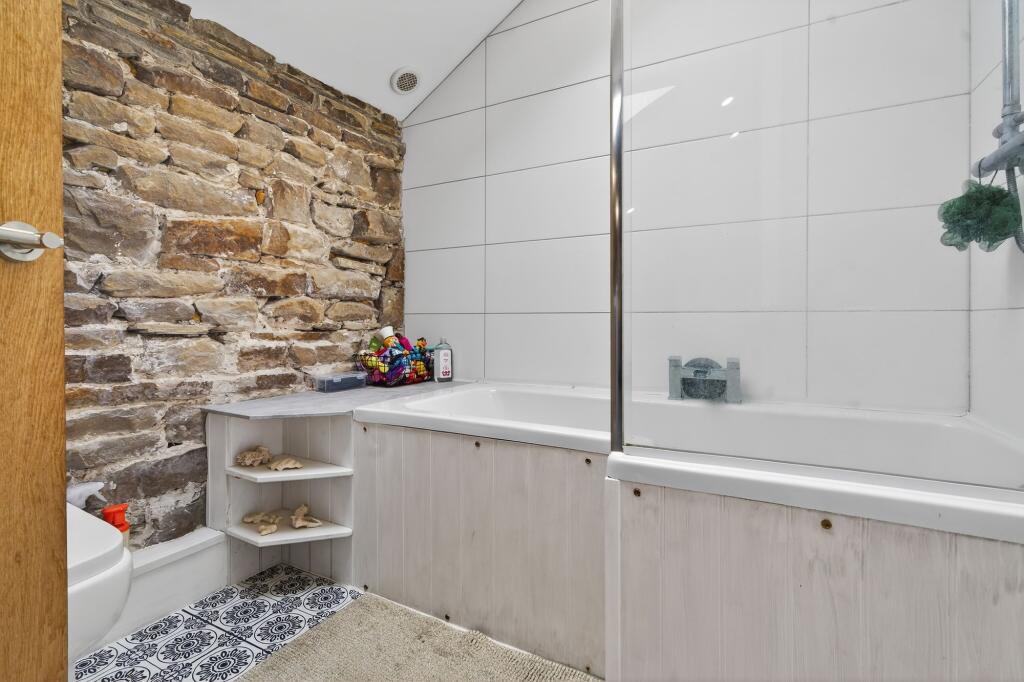 Additional image 15 of Westfield Barn, Cowling, BD22