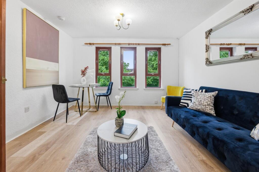 Apartment in Glasgow - View 3