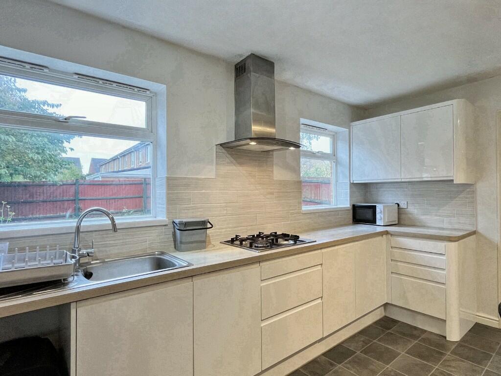 1 bedroom house share for rent