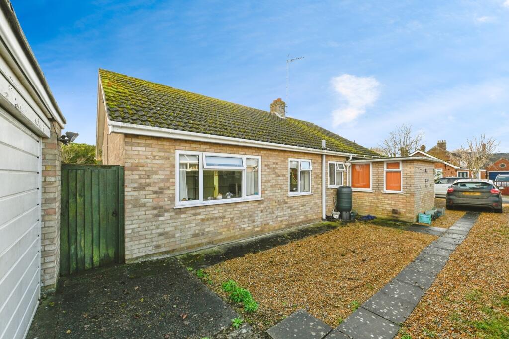 Main image of property: Malthouse Close, Heacham, King's Lynn, Norfolk, PE31