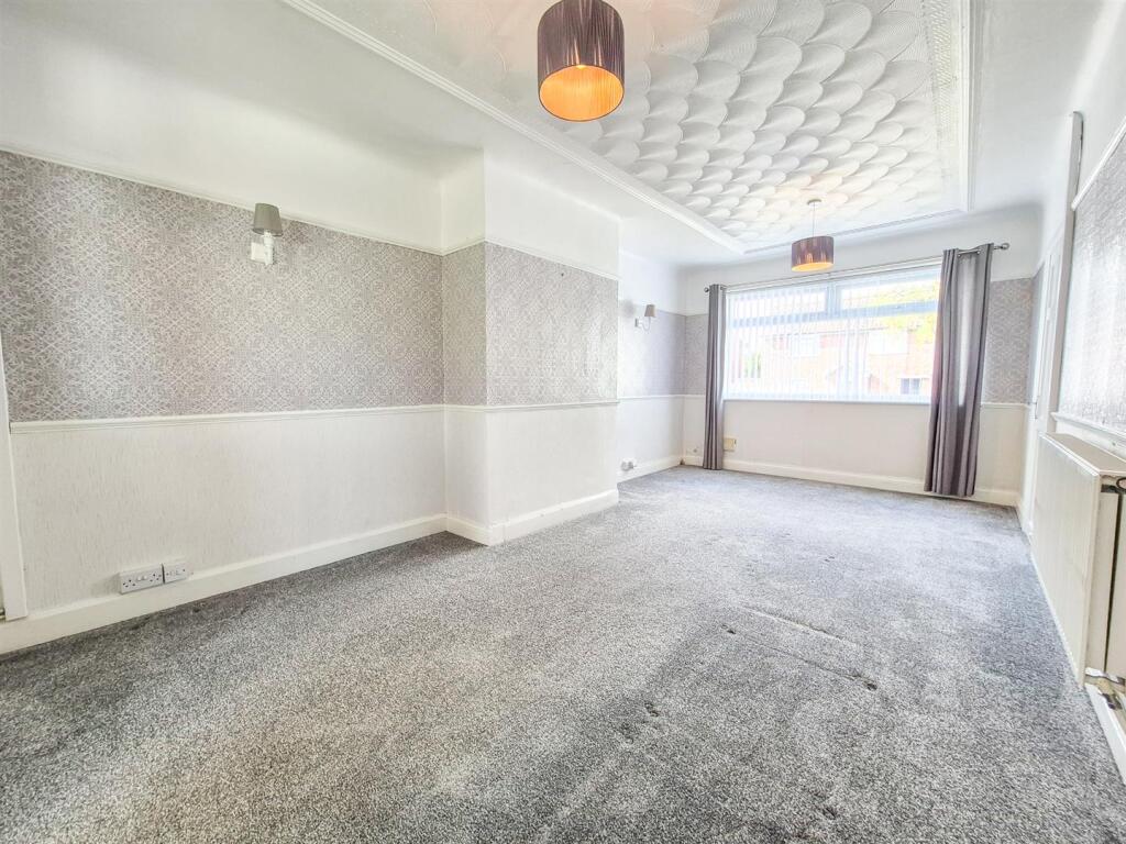 Thornleigh Avenue, Wirral - View 5