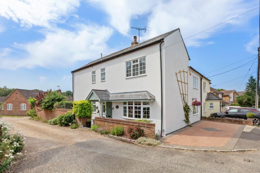 Main image of property: Poppy Cottage, Northend Close, Flackwell Heath, HP10