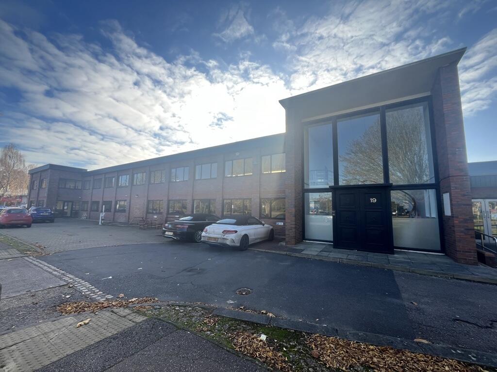 Main image of property: First Floor, 19 Lloyds Court, Manor Royal, Crawley, West Sussex, RH10 9QX