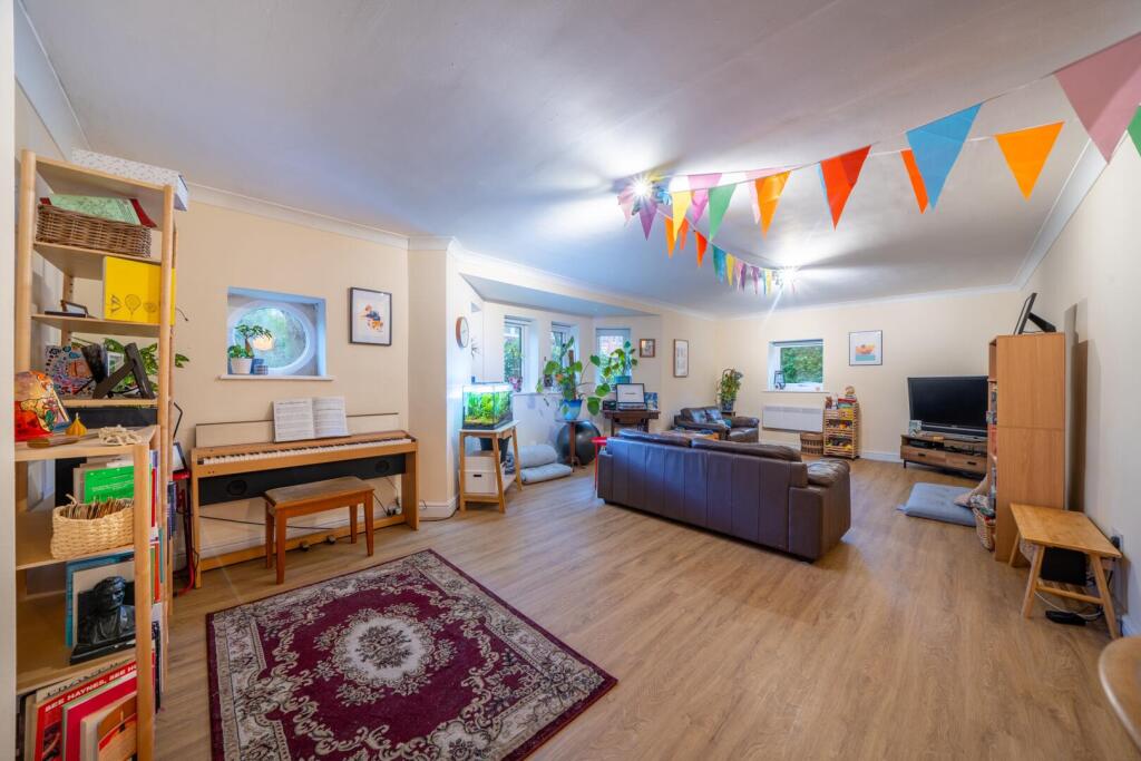 Apartment in Nottingham, The Park - View 4