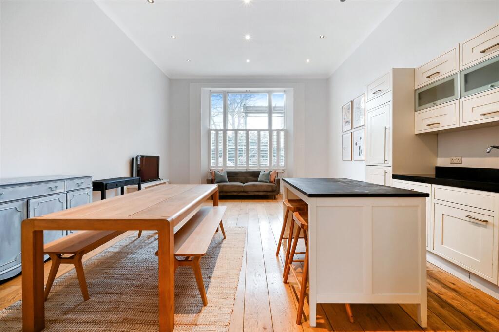 Main image of property: Hyde Park Square, Hyde Park, W2