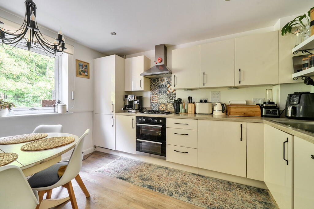 House in Reading - View 5