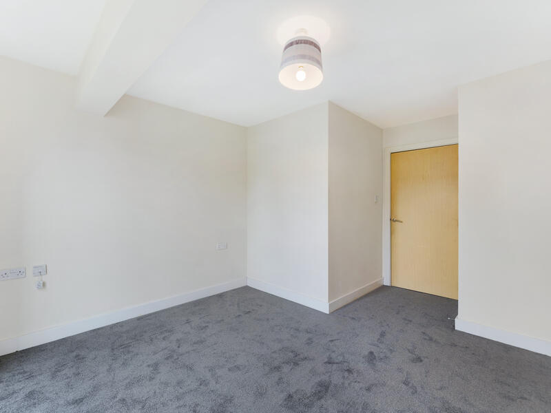 Apartment in Warrington - More
