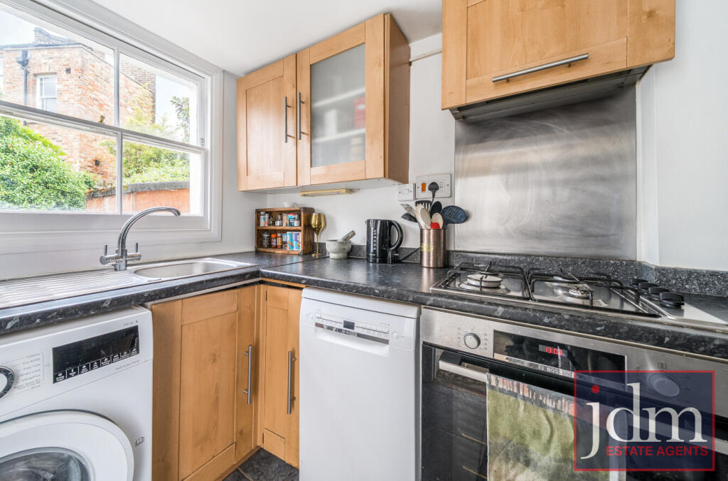 Apartment in London, Greenwich Town Centre, East Greenwich - View 4