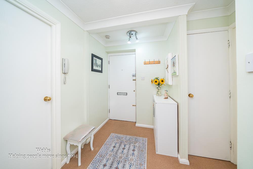 Apartment in Walsall - More