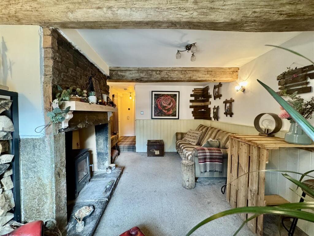 Westgate, Almondbury, Huddersfield, HD5 8XJ - View 5