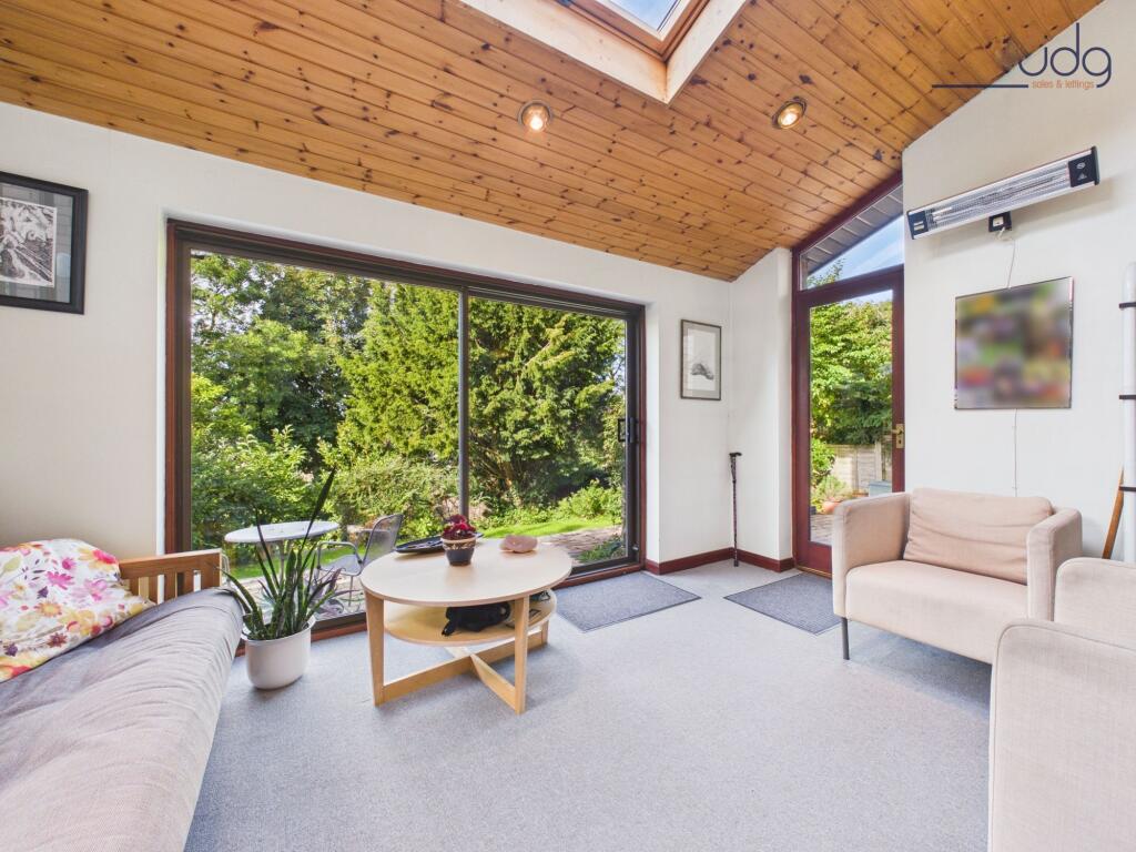House in Lancaster, Hala - View 2