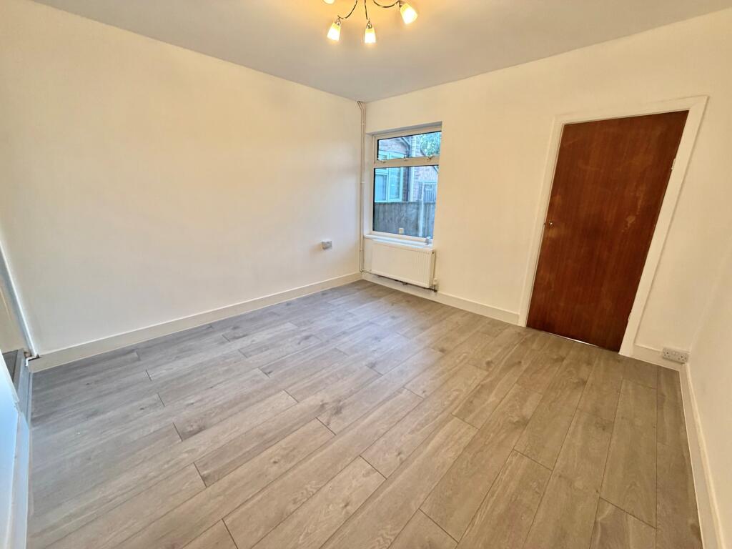 House in Nottingham - View 4