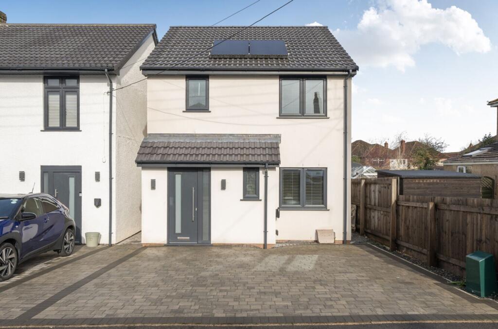 St. Andrews Road, Backwell, BS48