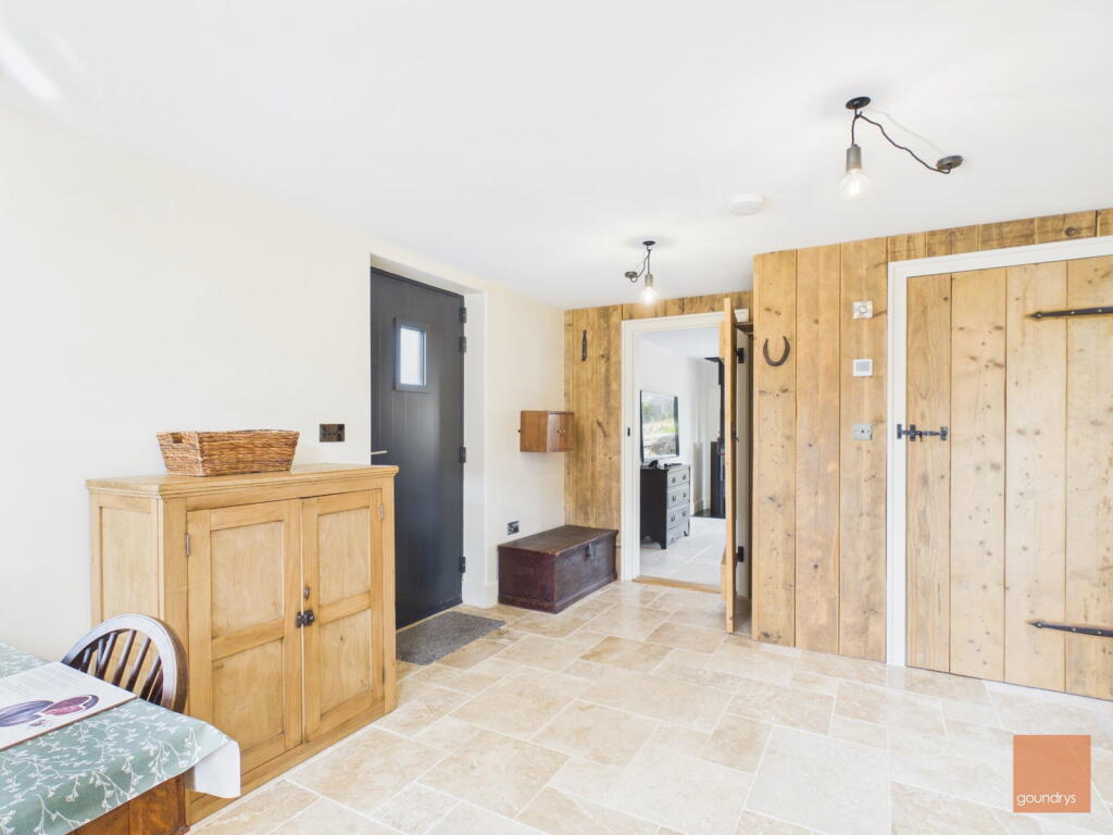 House in Truro - View 5