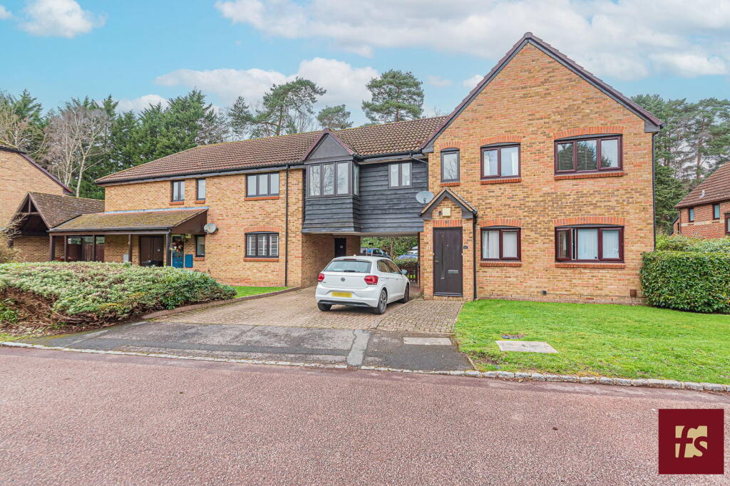 Main image of property: Wentworth Close, Crowthorne, RG45 6UL