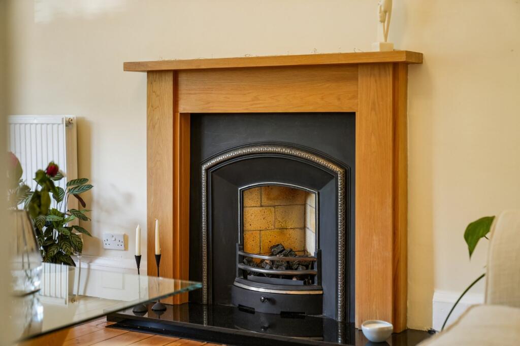 House in Clarkston, Riverside, Netherlee - View 4