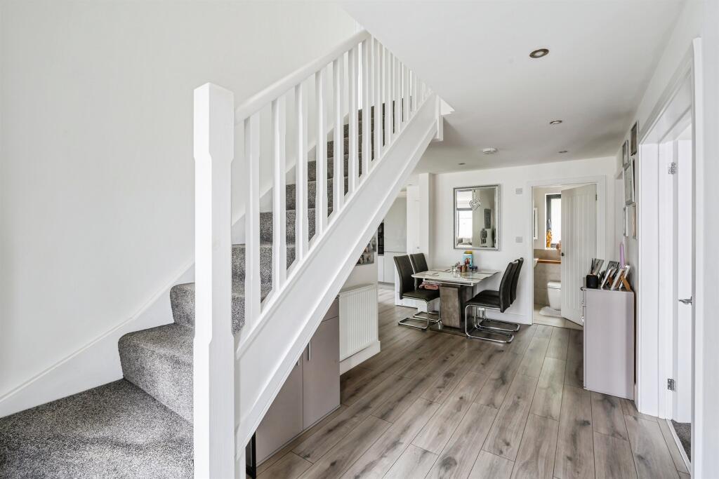 Fern Close, Eastbourne photo 5