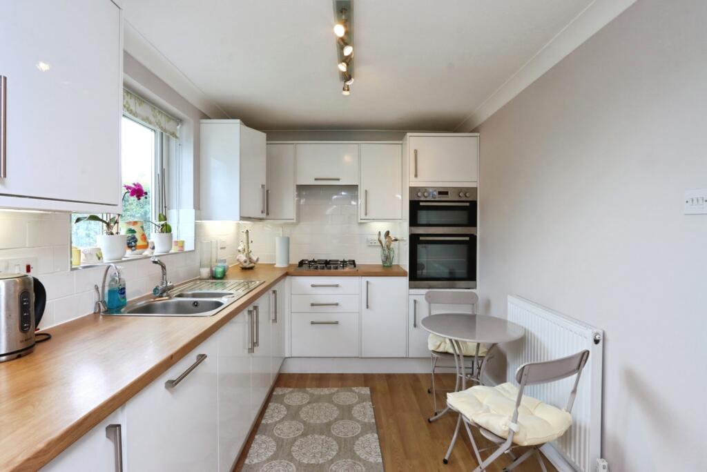 Cruck Close, Dronfield Woodhouse, Dronfield, Derbyshire, S18 - View 3