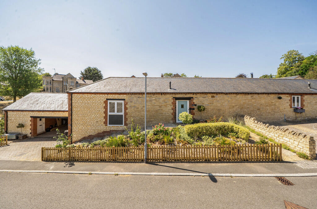 Main image of property: Franklin Court, Yardley Gobion, Towcester, Northamptonshire, NN12