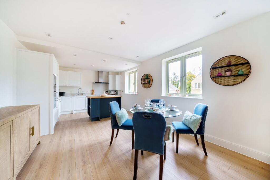 The Pavilion, Siddington, Cirencester, GL7 photo 2