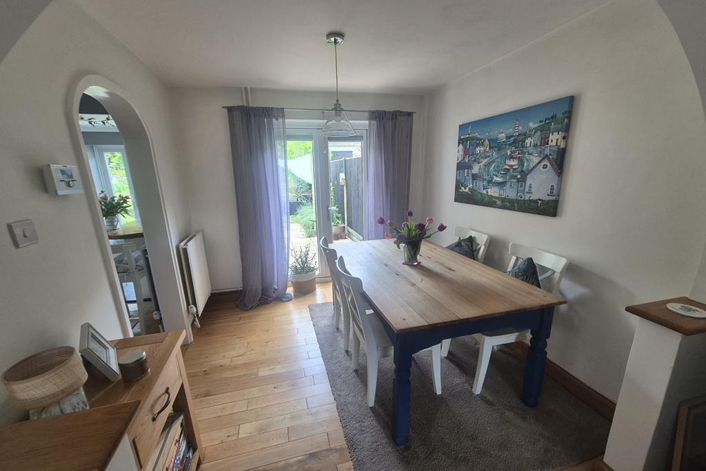 Bincombe Drive, Crewkerne, TA18 photo 4