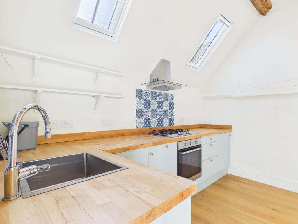 Apartment in Basingstoke and Deane, Kingsclere - View 4