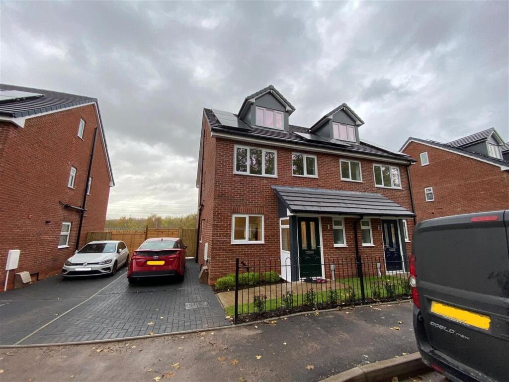 Main image of property: Lea Hill Road, Handsworth Wood, Birmingham, B20 2AS