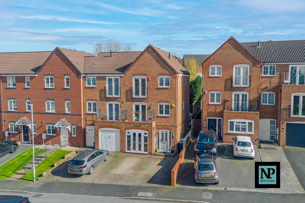 Main image of property: Palmerston Avenue, Wilnecote, B77