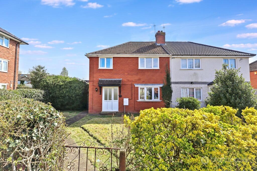 Main image of property: Neale Close, Bulkington, Bedworth, CV12 9RH