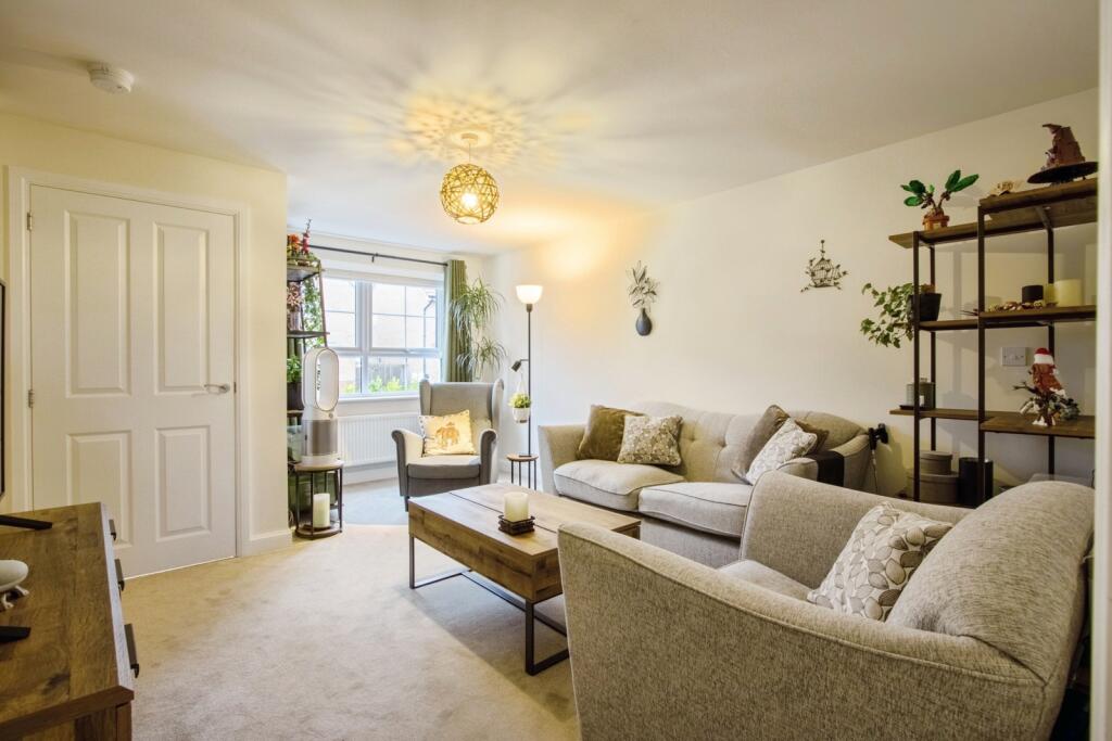 Paddock Rise, East Ardsley, Wakefield, West Yorkshire, WF3 photo 2