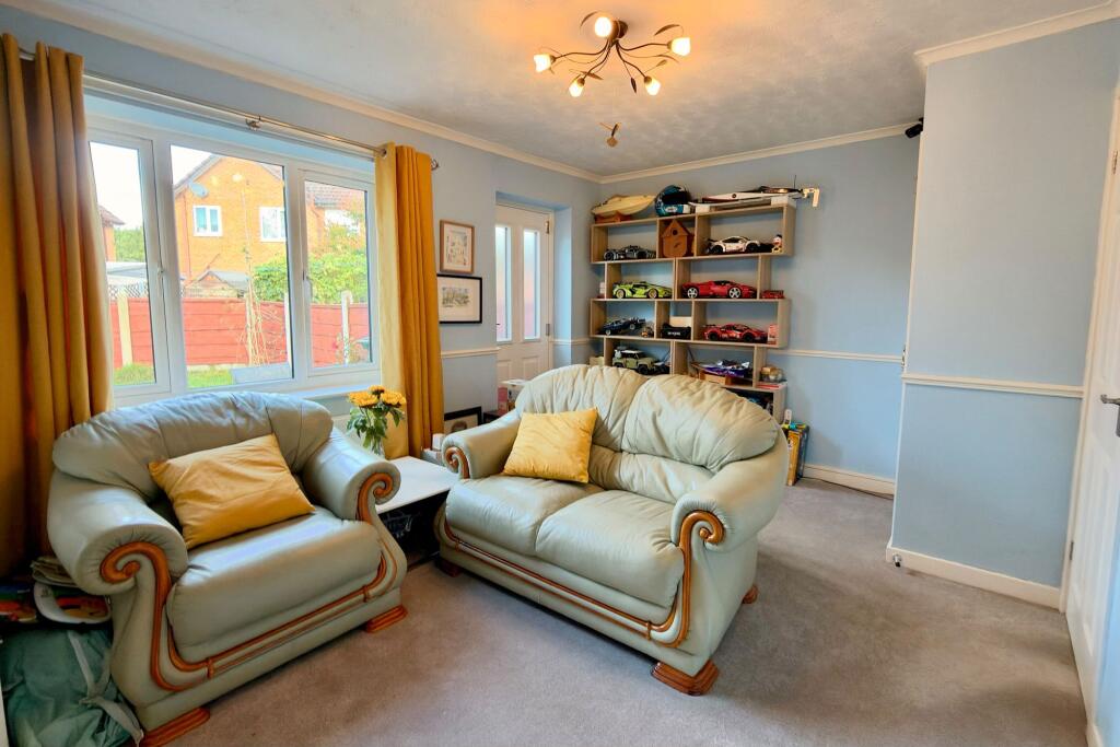 Delaford Close, Stockport, SK3 - View 5