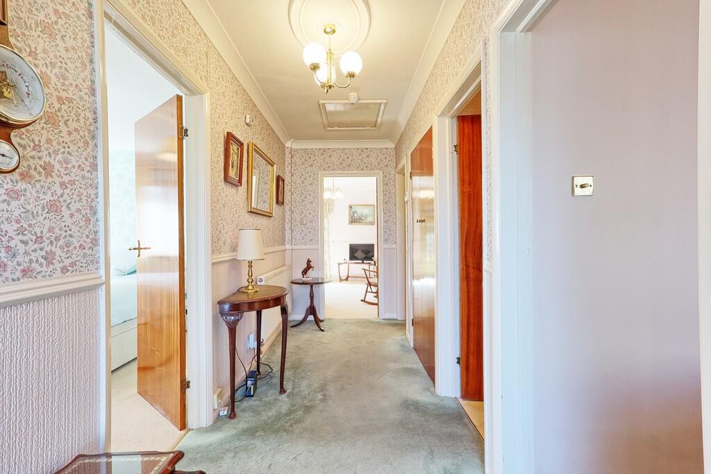 House in Southend-on-Sea - View 5