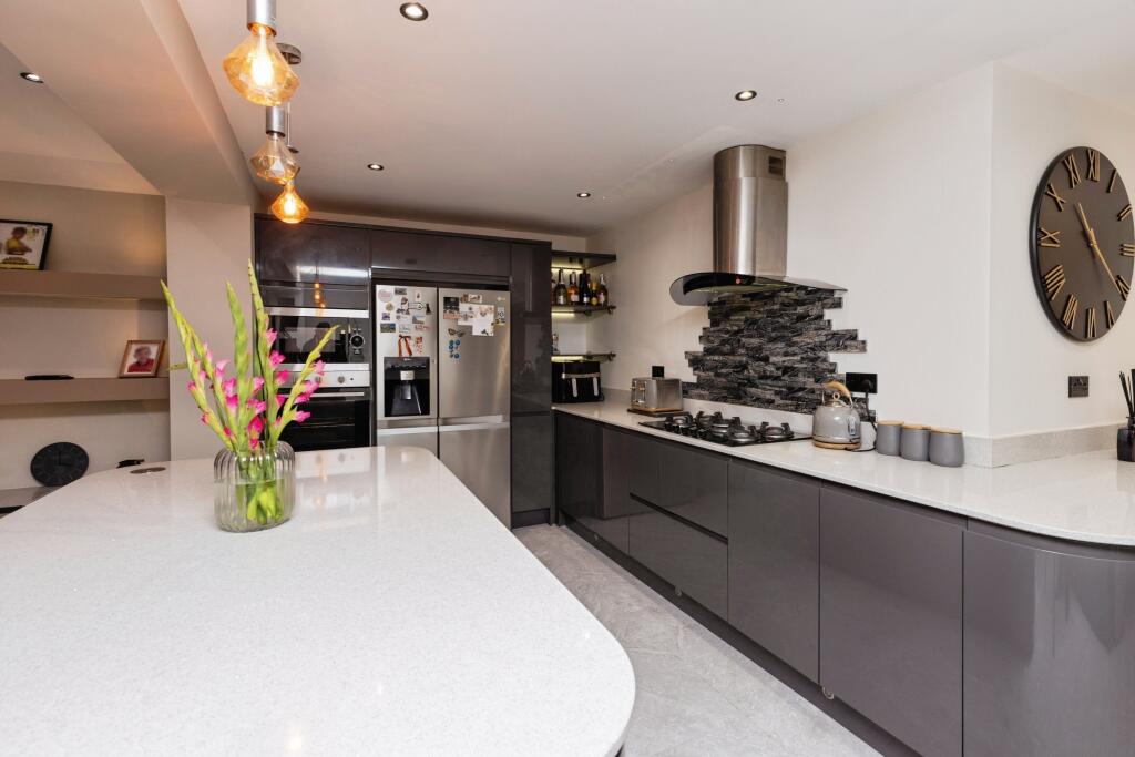 Additional image 6 of Moorlands Road, Bradford, BD11