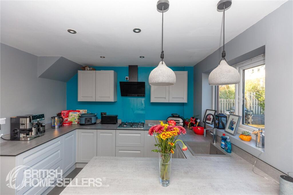 Additional image 2 of Shire Close, Bradford, West Yorkshire, BD6