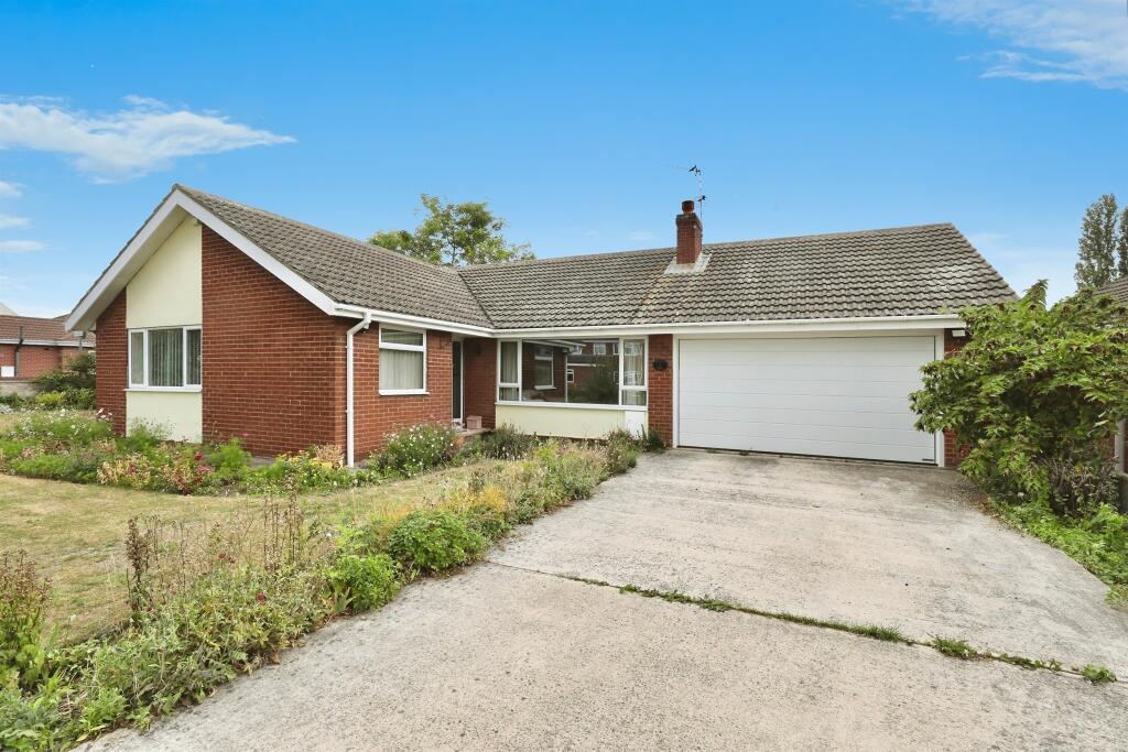 4-bedroom-detached-bungalow-for-sale-in-hill-view-crescent-clarborough