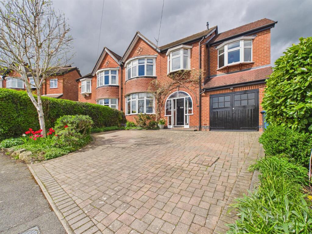 4-bed semi-detached on Windley Crescent, Darley Abbey, Derby, £585,000