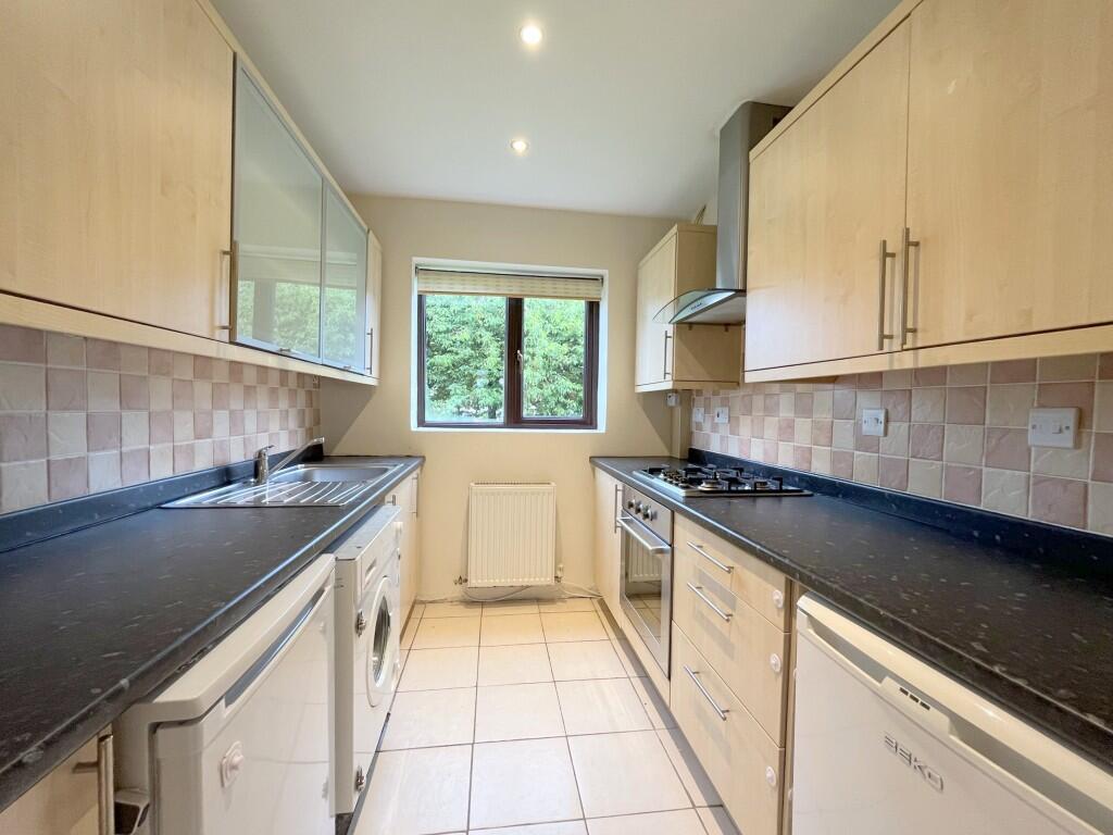 Fernleigh, Leyland, Lancashire, PR26 photo 4