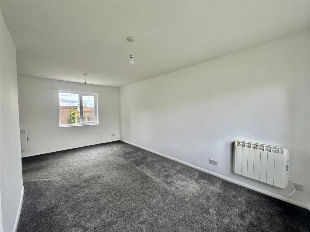 Henlow Close, Kirton Lindsey, North Lincolnshire, DN21 photo 4