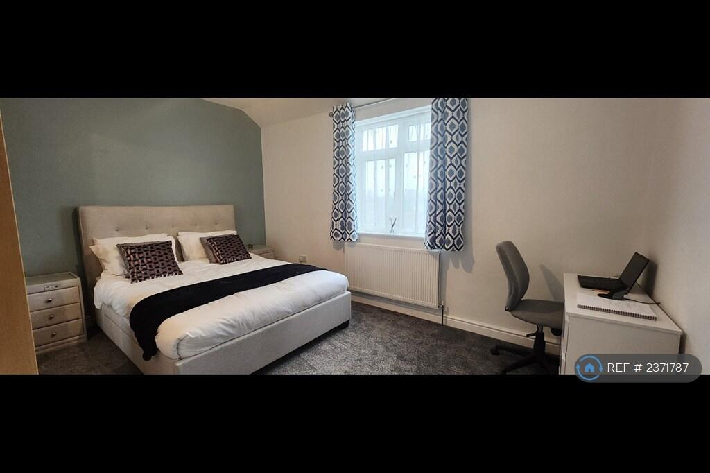 Main image of property: Dordans Road, Luton, LU4