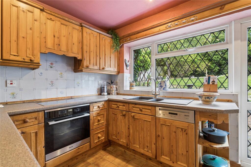 House in Dacorum, Chiltern Park, Berkhamsted - View 4