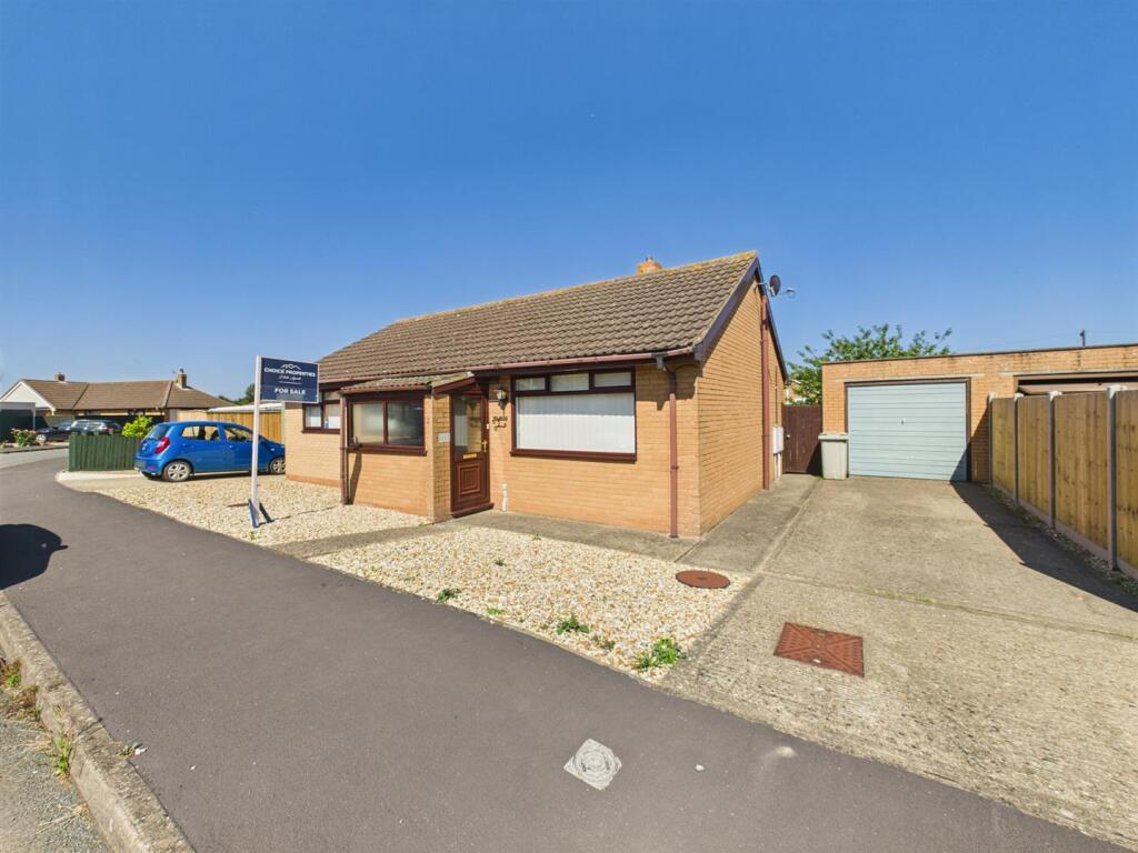 Main image of property: The Green, Mablethorpe